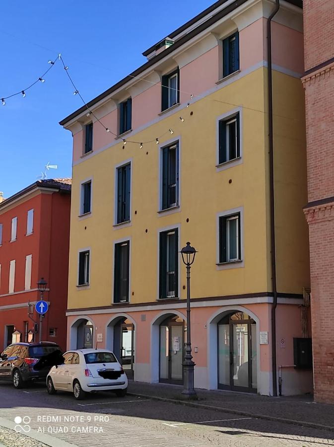 Appartamenti Centro Storico A Sant'Agata Bolognese Bagian luar foto